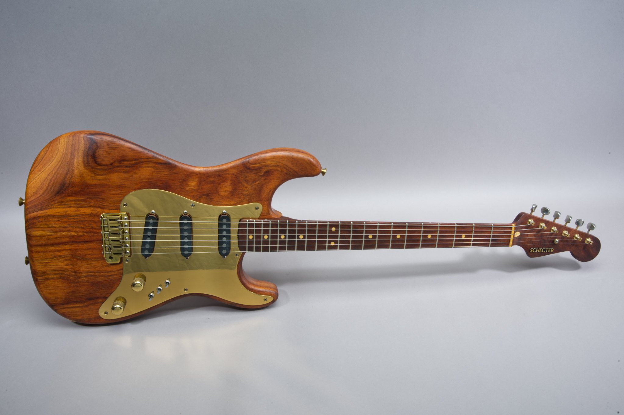 オープニング 大放出セール Koa Machine Dream Stratocaster 1984 Schecter w/Pau Neck Ferro ギター