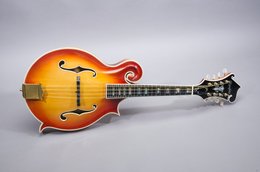 Dick Knight late 1970s’ F style Mandolin Cherry Sunburst Dick Knight late 1970s’ F style Mandolin Cherry Sunburst
