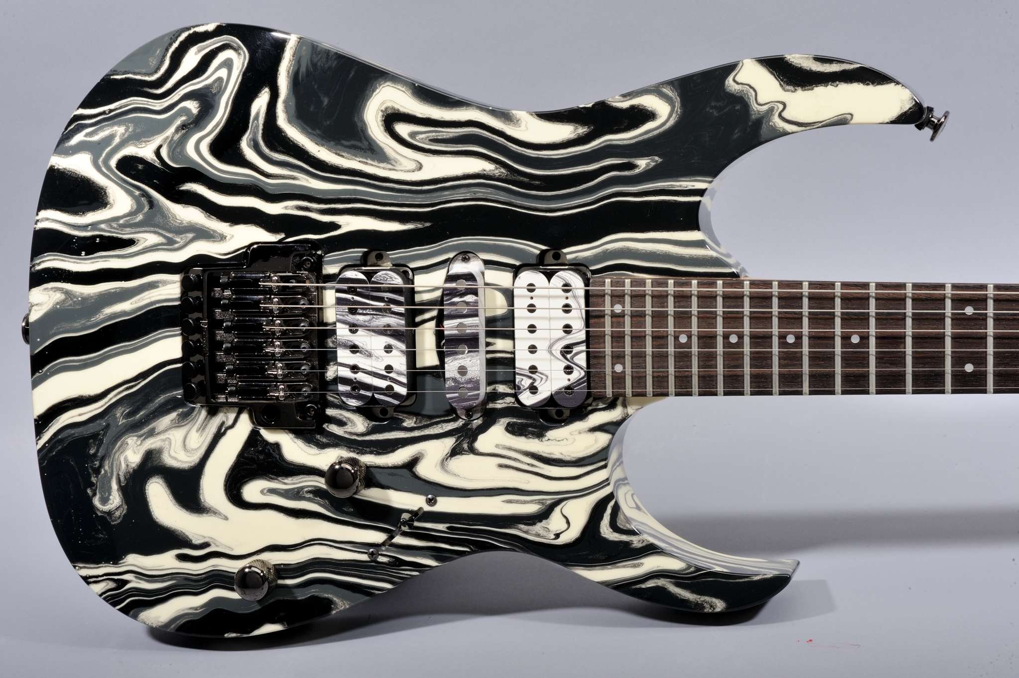 Ibanez 2005 Prestige RG 20051 Black & White Swirl 21 of 50