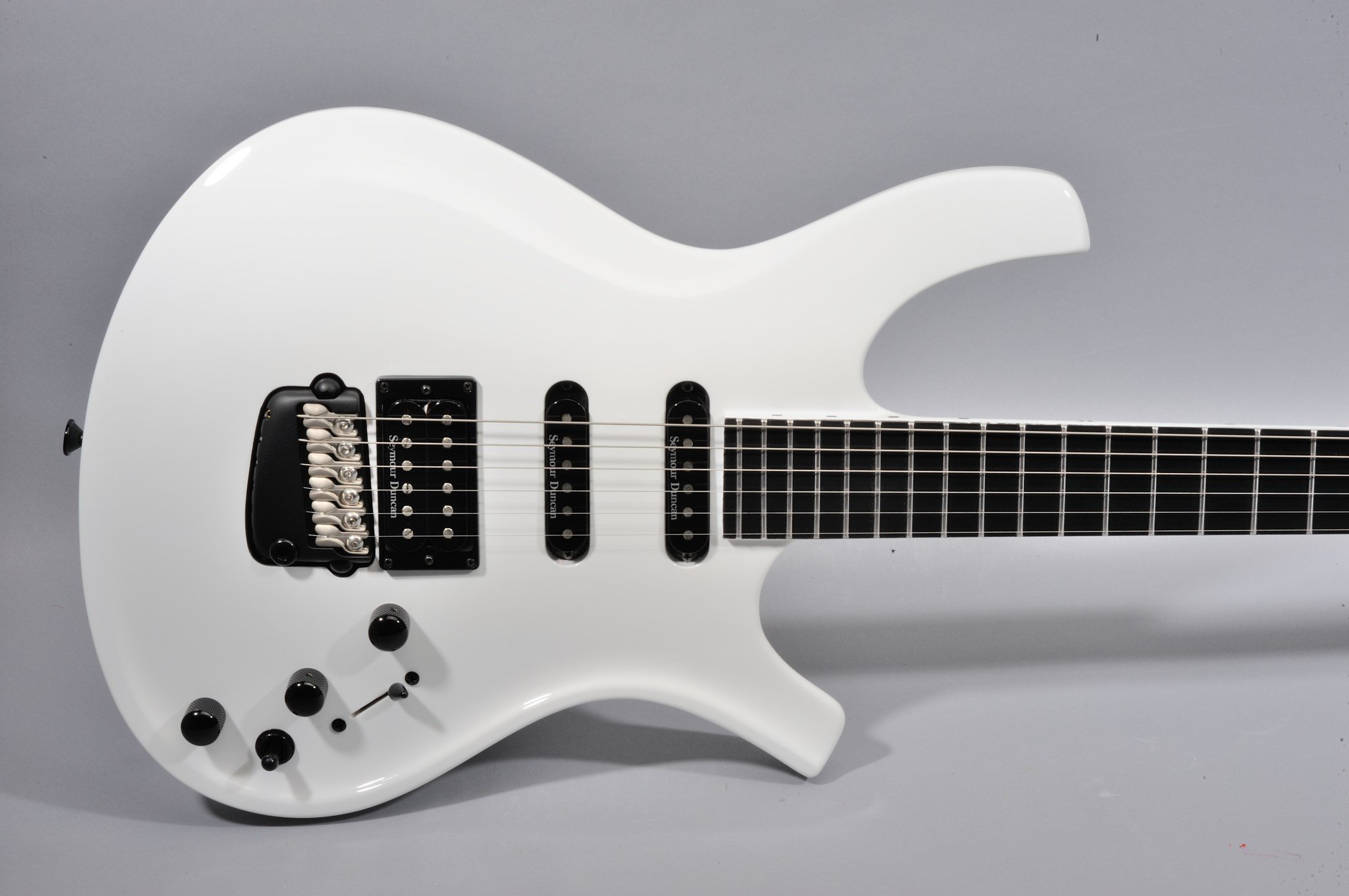 Parker 2010 DragonFly DF824 Polar White Parker 2010 DragonFly DF824 Polar White